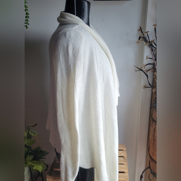 Abercrombie & Fitch White Waterfall Cardigan L - Picture 4 of 7